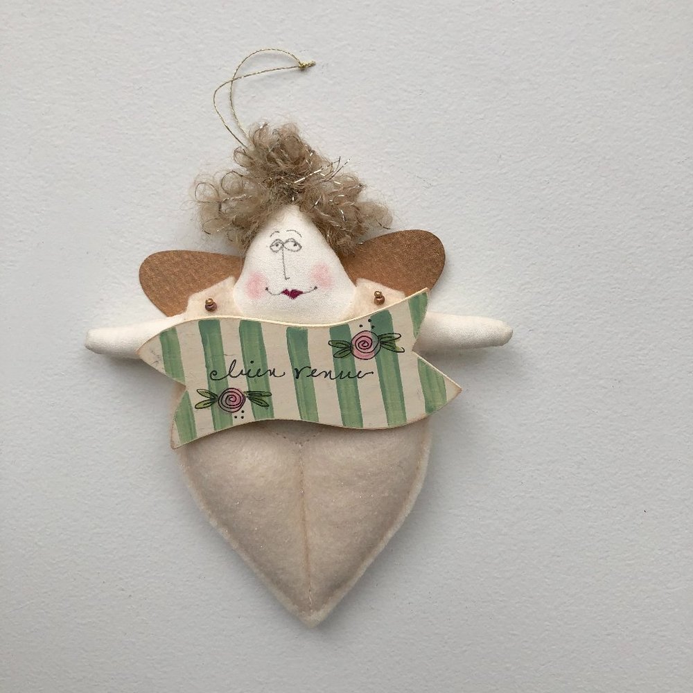NWOT Hand-made 'Bienvenue' Welcome Angel Ornament
